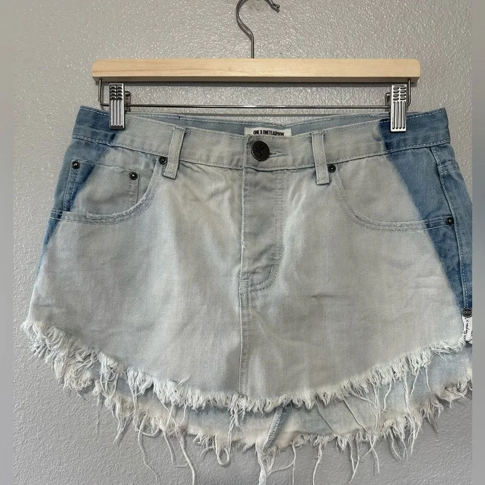 One Teaspoon 40/40 Brando Skirt Size 28